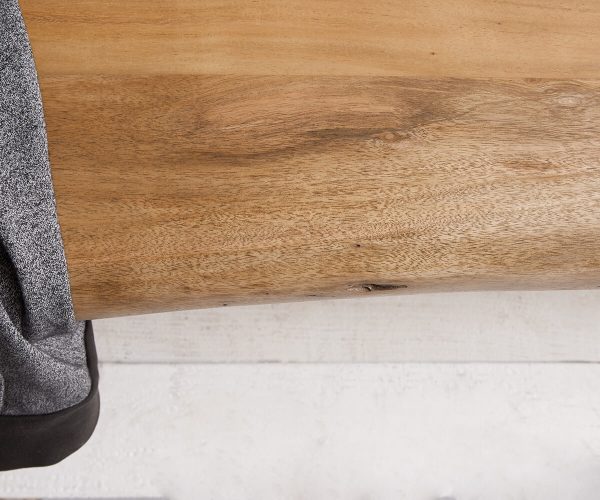 Lavice Live Edge 295x40 přírodní akácie šikmá podnož černá nepravidelná hrana - Image 4