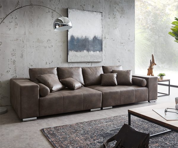 Veľká pohovka Marbeya 285x115 cm tmavohnedá s 10 vankúšmi XXL pohovka