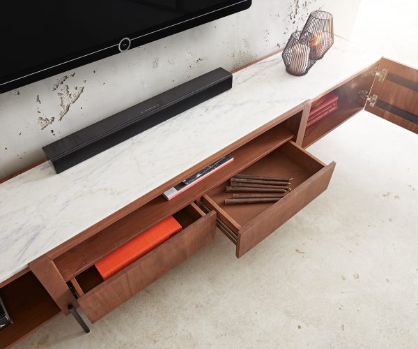 TV stolík Secara 220 cm akáciová hnedá 2 dvierka 2 zásuvky mramorový záves - Image 5