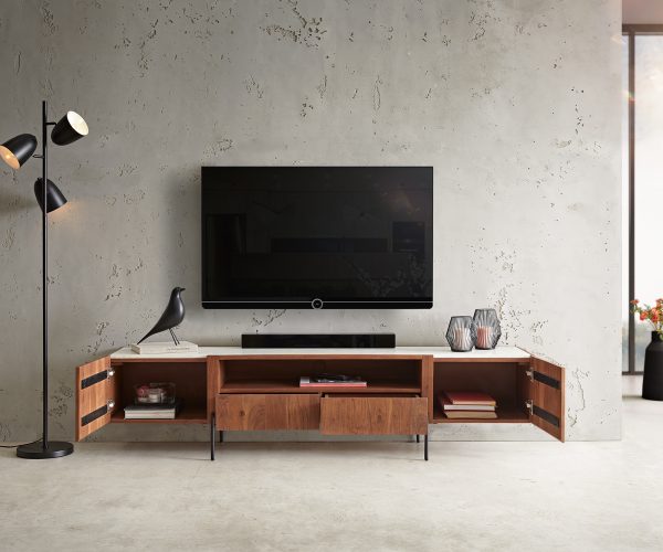 TV stolík Secara 200 cm akáciová hnedá 2 dvierka 2 zásuvky mramorový podstavec čierny - Image 4