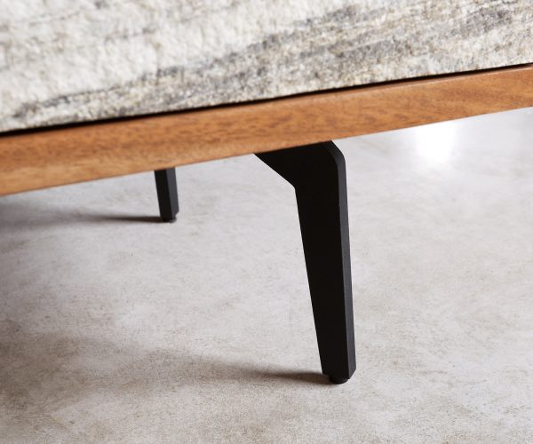 TV stolík Kleo 160 cm prírodná akácia 2 dvierka šikmá podstava čierny kov - Image 6