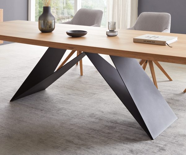 Jedálenský stôl Edge 300x100 cm prírodný dub Podstava v tvare V kovová čierna - Image 5