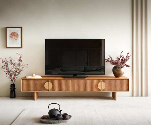 TV stolík Surimu 200 cm akácia svetlohnedá 4 dvierka korkové držadlo drevená podstava - Image 2
