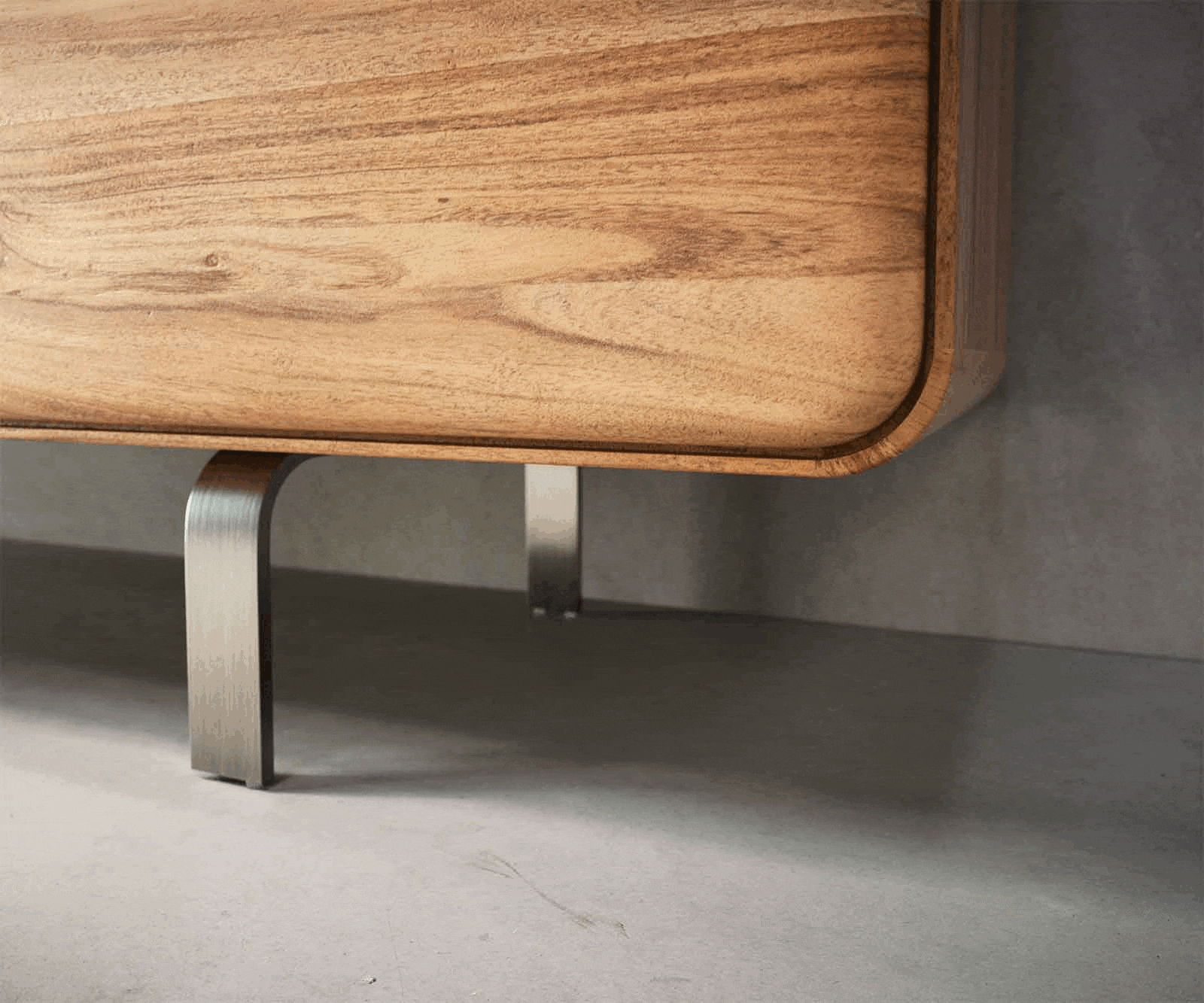 Komoda Anaya 175 cm akácia prírodná 4 dvierka podstava v tvare L nerezová oceľ - Image 7