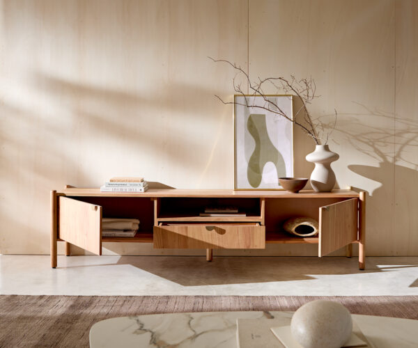 TV stolík Caius 175 cm akácia Aura 2 dvierka 1 zásuvka 1 priehradka - Image 4