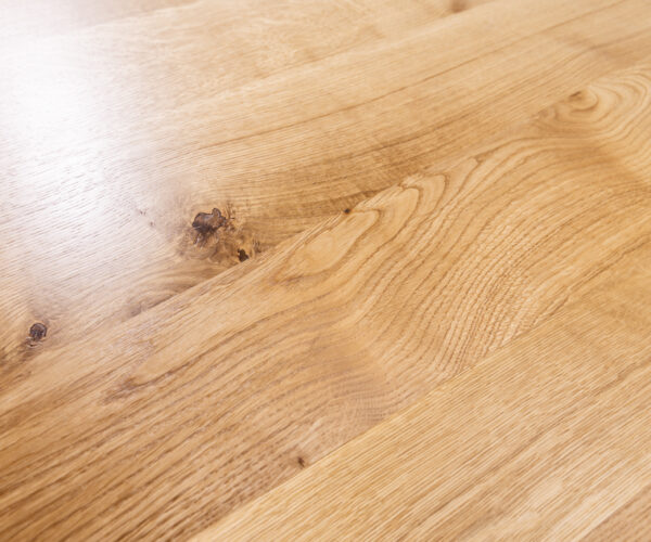 Jedálenský stôl Edge oválny 280x130x2,5 prírodný dubový podstavec Estelar okrúhly kovový čierny Flow-Edge - Image 3