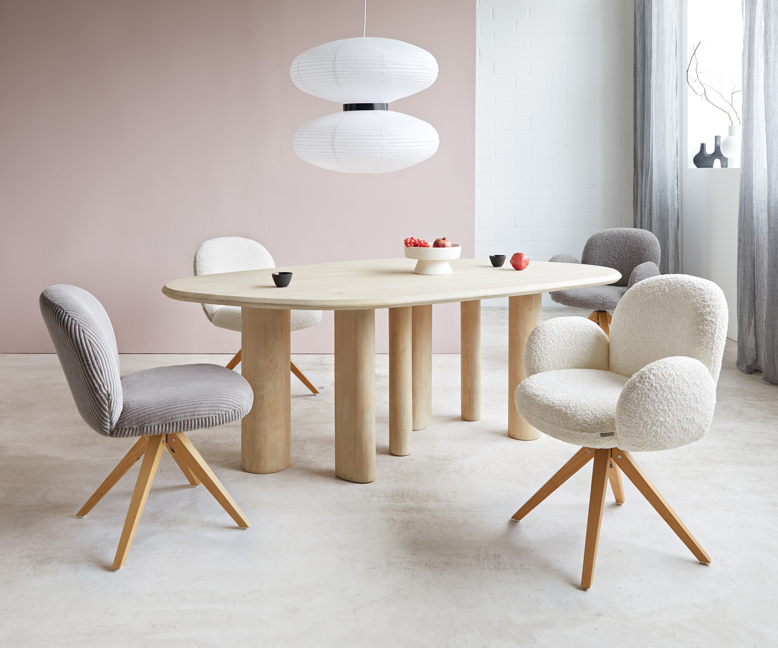 Otočná jedálenská stolička Nube-Flex plyšový manšester strieborno sivá drevená podstava hranatá prírodná 180° otočná vrecková pružina - Image 4