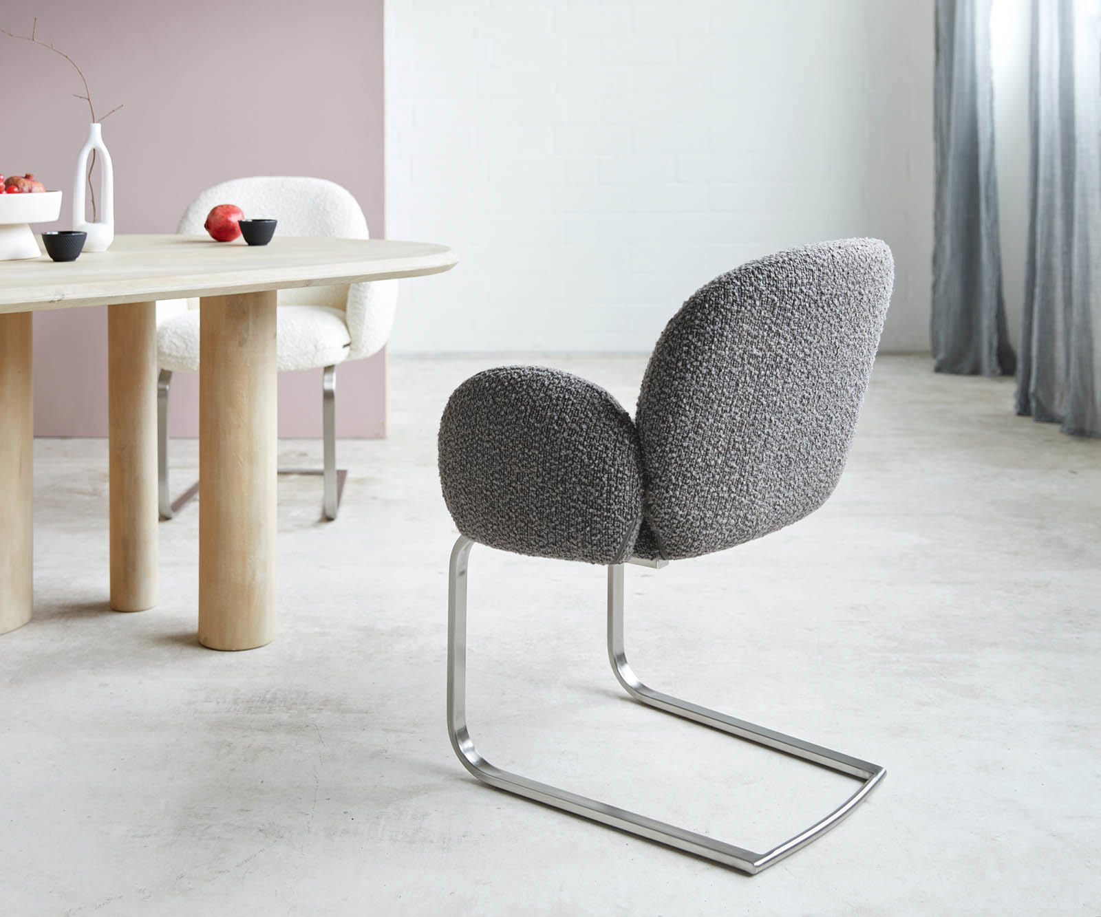 Jedálenská stolička Nube-Flex s opierkami bouclé strieborno sivá jedálenská stolička plochá nerezová oceľ vrecková pružina - Image 4