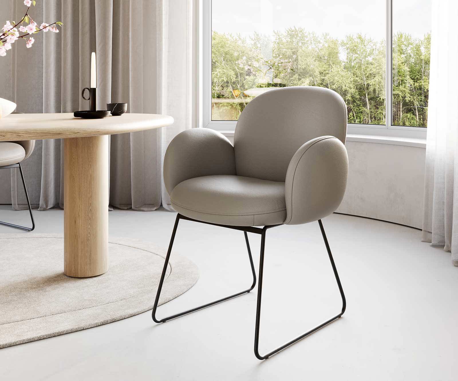 Jedálenská stolička Nube-Flex s opierkami pravá koža tmavobéžová tenká podstava čierna vrecková pružina