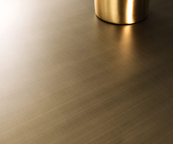 Konferenčný stolík Ryo 120x30 cm metalická zlatá - Image 5