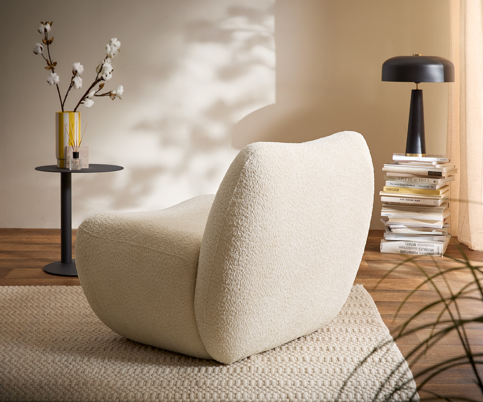 Lounge kreslo Zena 75x85 cm bouclé biela - Image 5