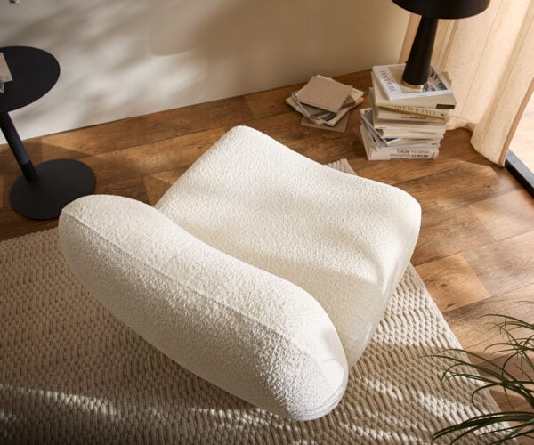 Lounge kreslo Zena 75x85 cm bouclé biela - Image 4