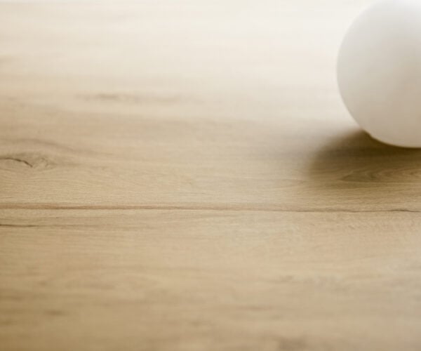 TV stolík Cuor 180 cm keramika Laminam® Sabbia dubová farba 1 výklopné dvierka 2 zásuvky podstava závesná kov čierna - Image 5