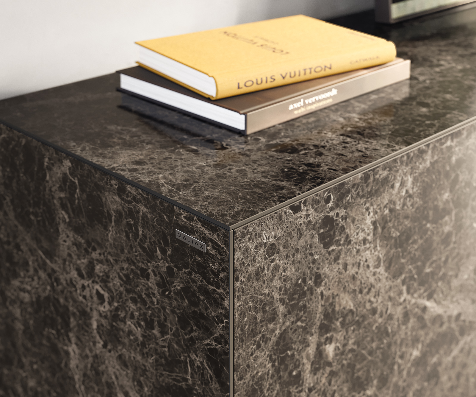 Komoda Cuor 150 cm keramika Laminam® Emperador Extra Lucidato tmavohnedá 3 dvierka podstava závesná akrylové sklo - Image 6