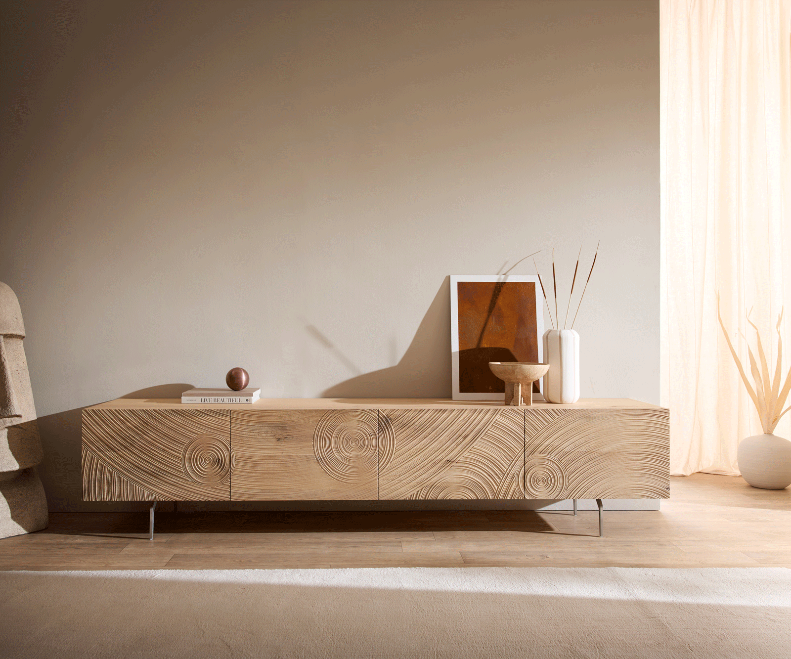 TV stolík Ashara 220 cm dub prírodná 3D efekt 4 dvierka podstava v tvare L nerezová oceľ kefovaná - Image 5