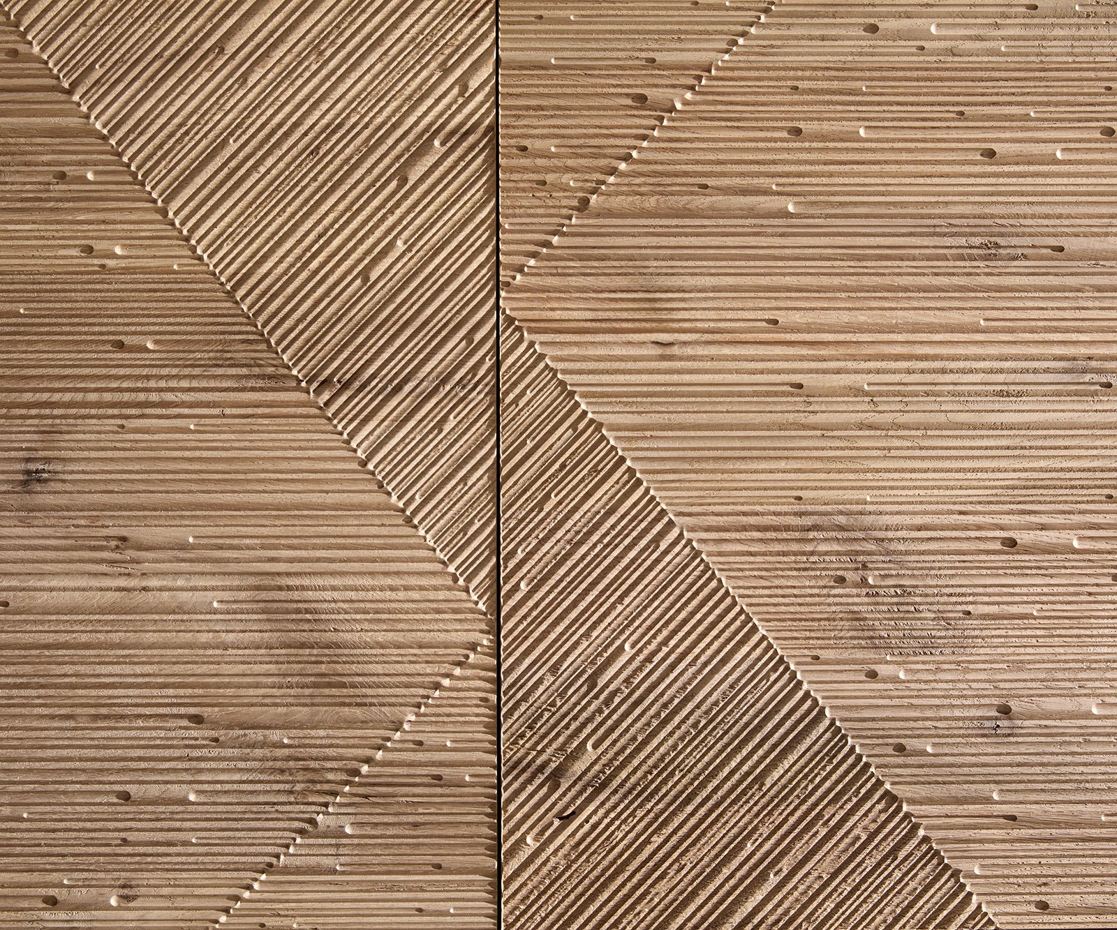 Komoda Tereos 200 cm dub prírodná 3D efekt 4 dvierka podstava závesná akrylové sklo - Image 3