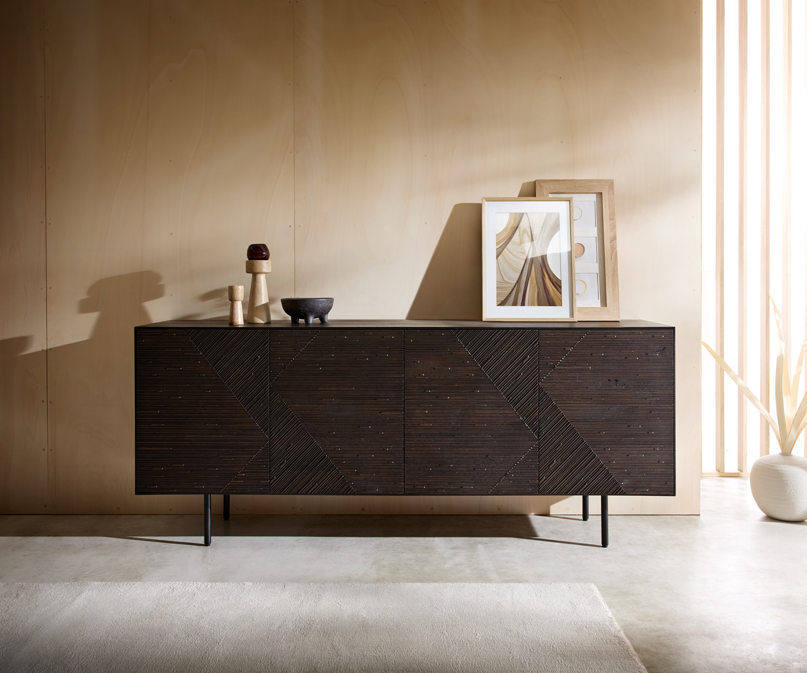 Komoda Tereos 200 cm jaseň tmavohnedá 3D efekt 4 dvierka okrúhla podstava kov čierna - Image 2