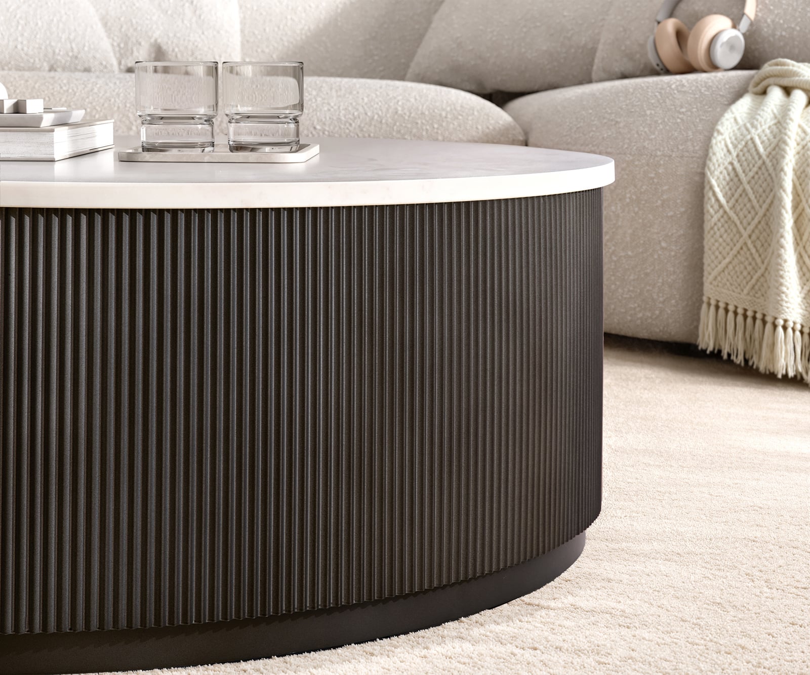 Konferenčný stolík Fiorano 90x90 cm mramor biela kov čierna vintage - Image 3