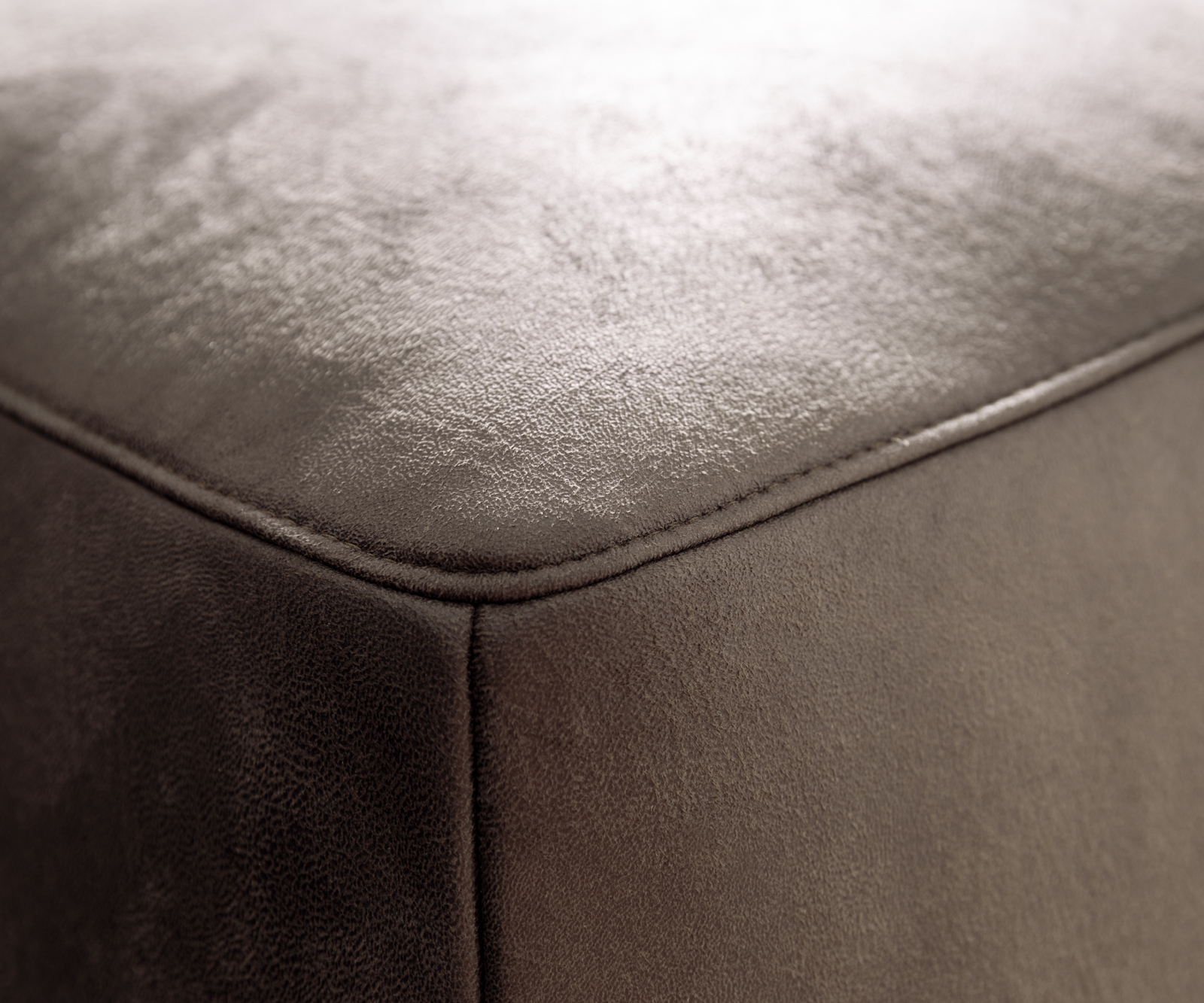 Veľká pohovka Freestyle 280x110 cm mikrovlákno taupe vintage prešívanie - Image 5