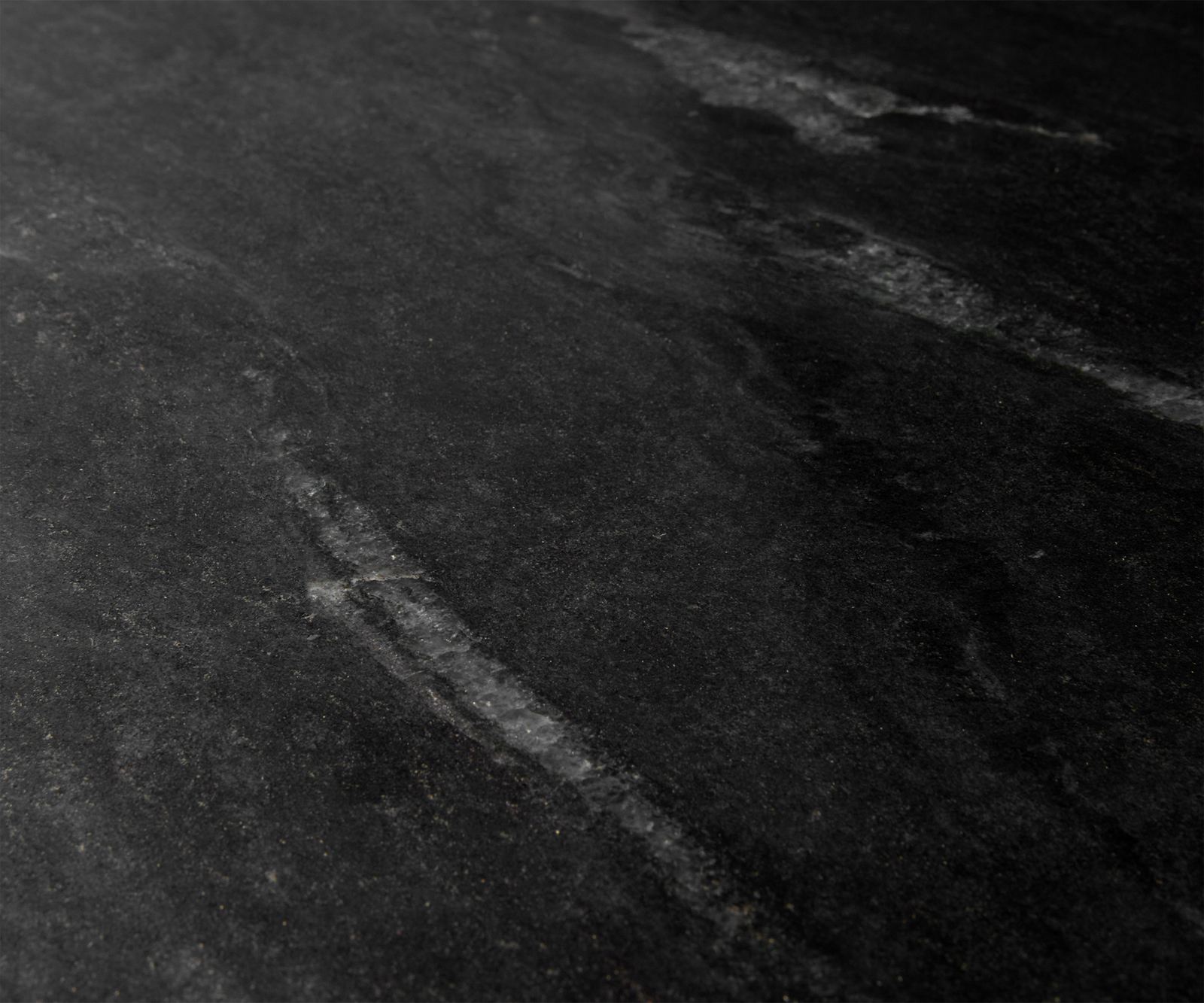 Konzolový stolík Solena 135x40 cm mramor čierna strieborná kov zlatá Fusion povrchová úprava - Image 3