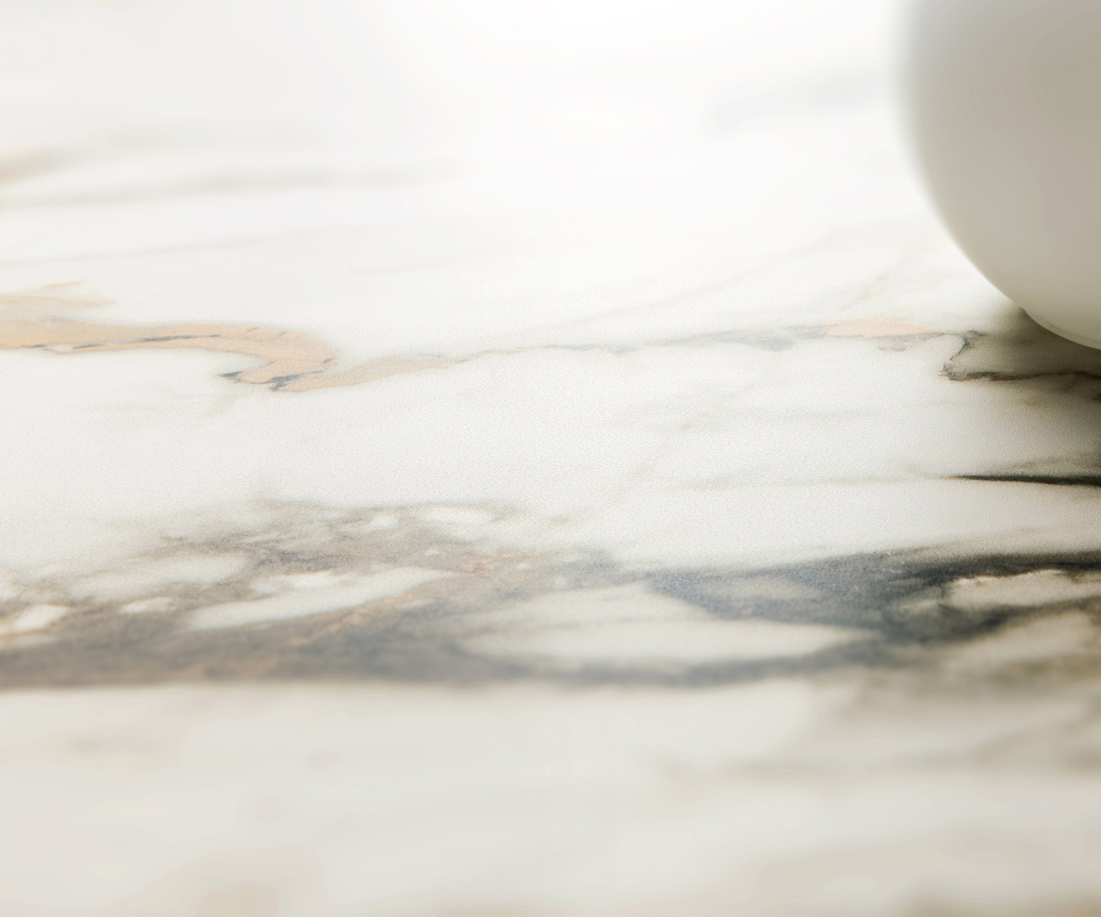 Záhradný jedálenský stôl Edge 300x100 cm keramika Calacatta Luxe bielo-zlato-šedá krížová podstava obdĺžnik nerezová oceľ - Image 5