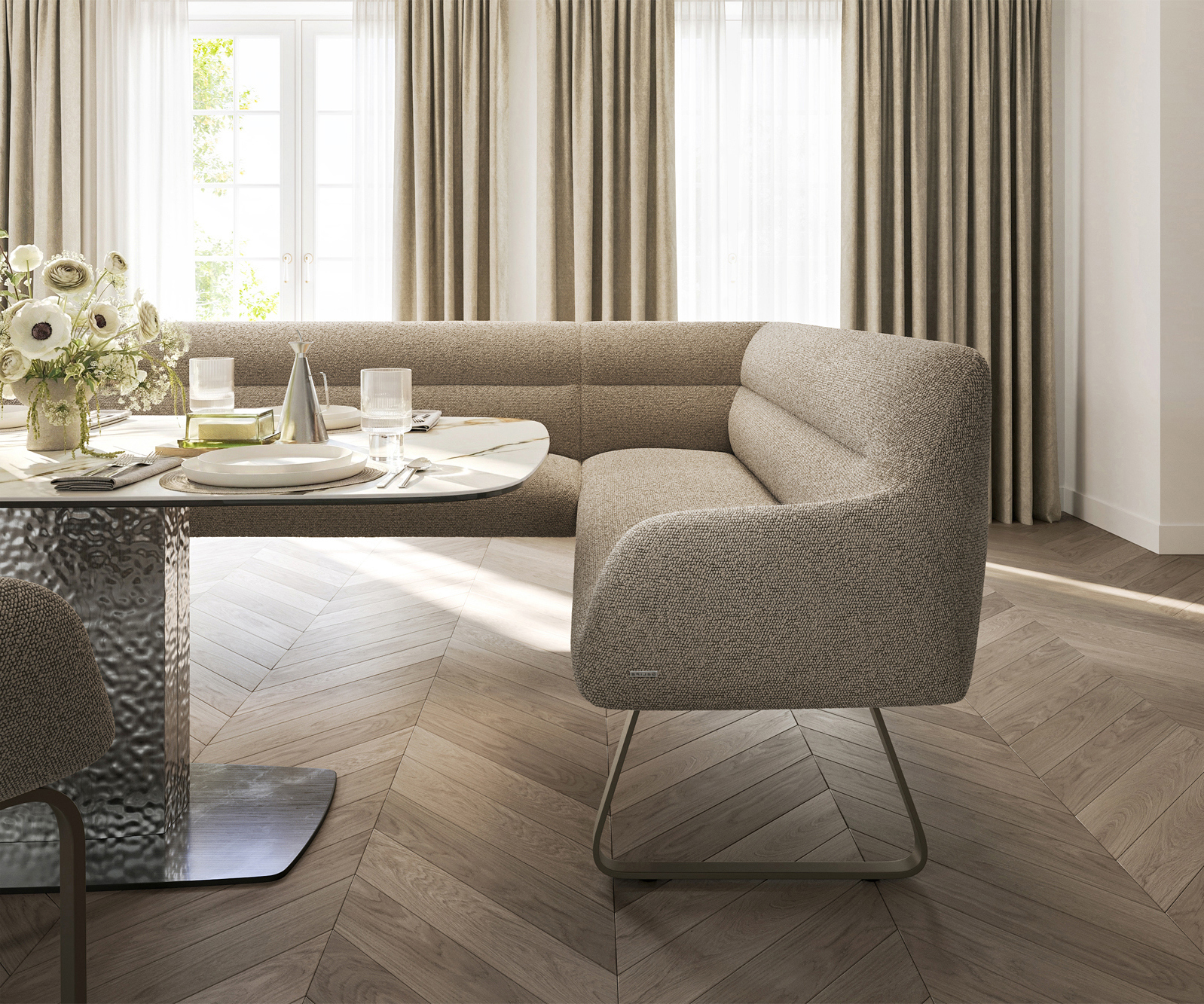 Jedálenská lavica Taya-Flex 285×190 cm bouclé tmavobéžová tenká podstava plochá titánová farba vrecková pružina ľavá - Image 5