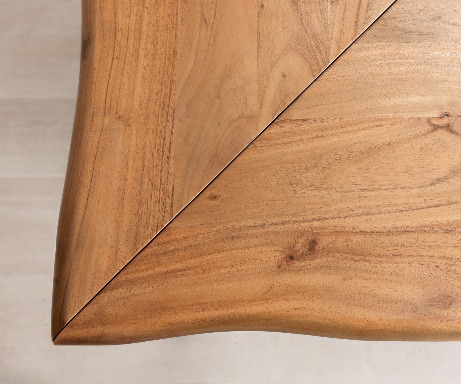 Písací stôl Live-Edge 170x170 akácia prírodná podstava strieborná hrana - Image 8