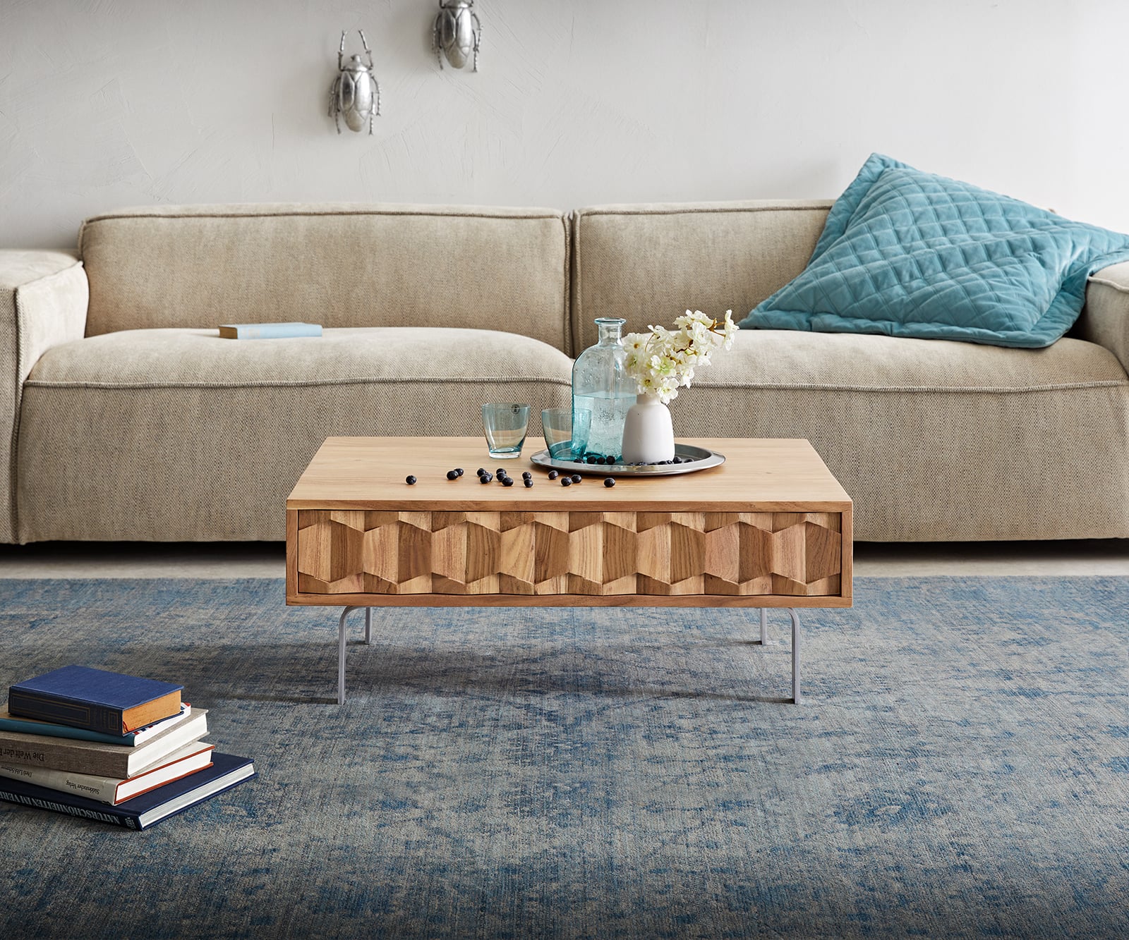 Konferenčný stolík Fevo 80x60 cm akácia prírodná podstava v tvare L nerezová oceľ - Image 2