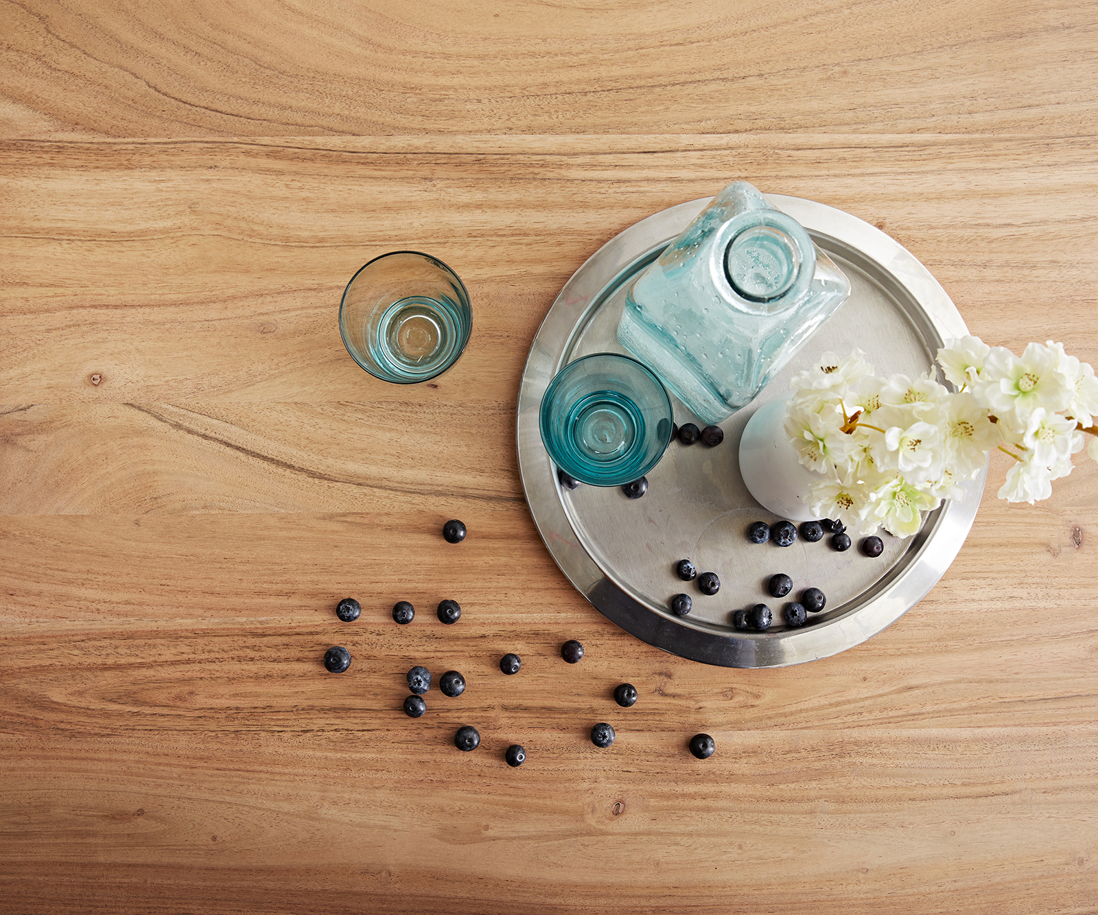 Konferenčný stolík Fevo 80x60 cm akácia prírodná podstava v tvare L nerezová oceľ - Image 6